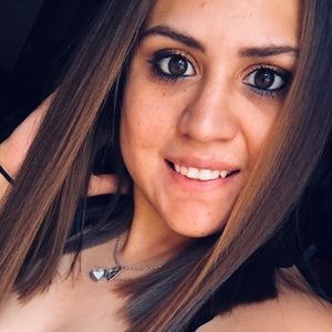 Meet your Posher, Ligia